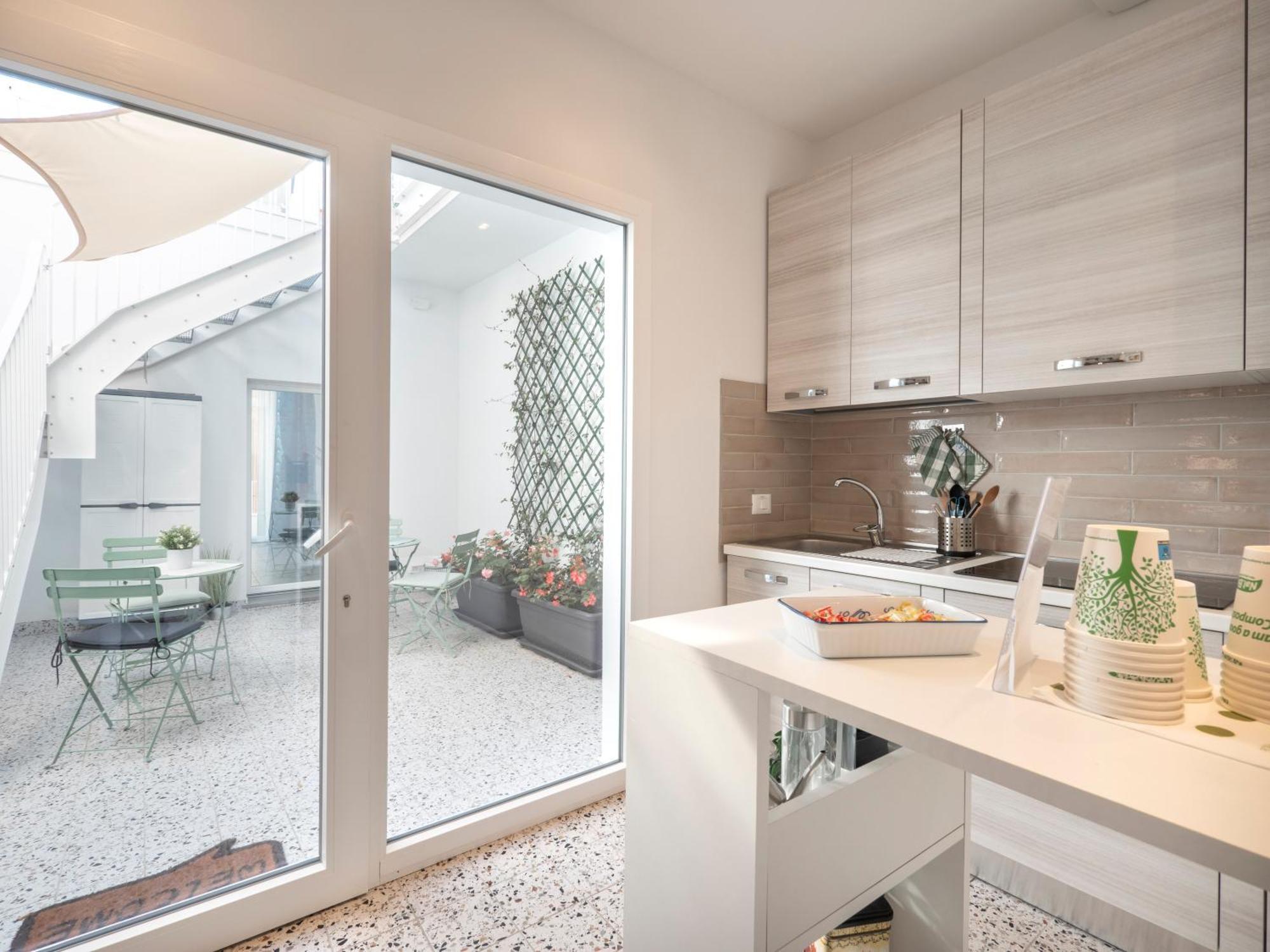 Zuara9Room Rimini Eksteriør bilde